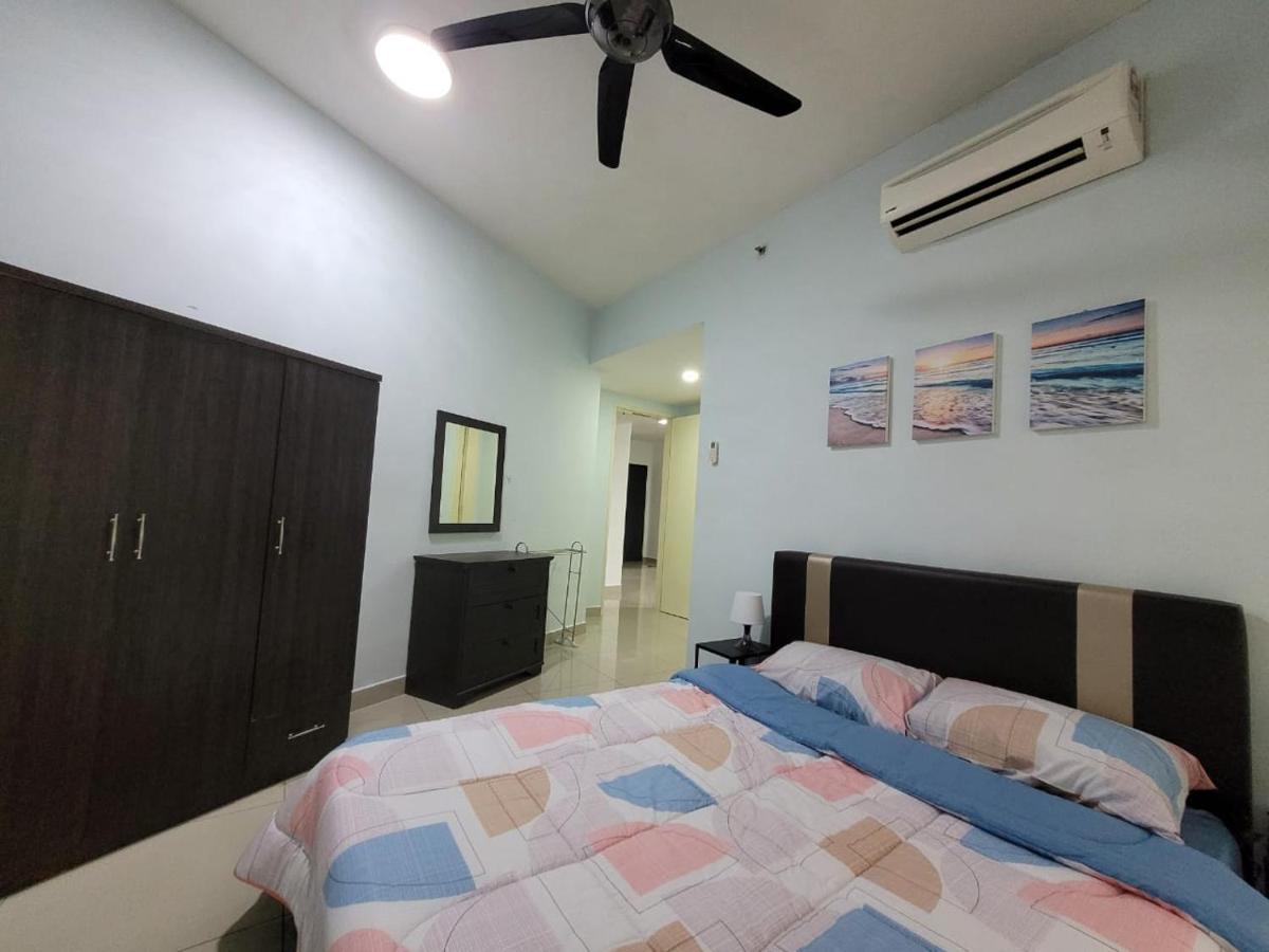 Homestay D'Univ 360 Place Seri Kembangan Buitenkant foto